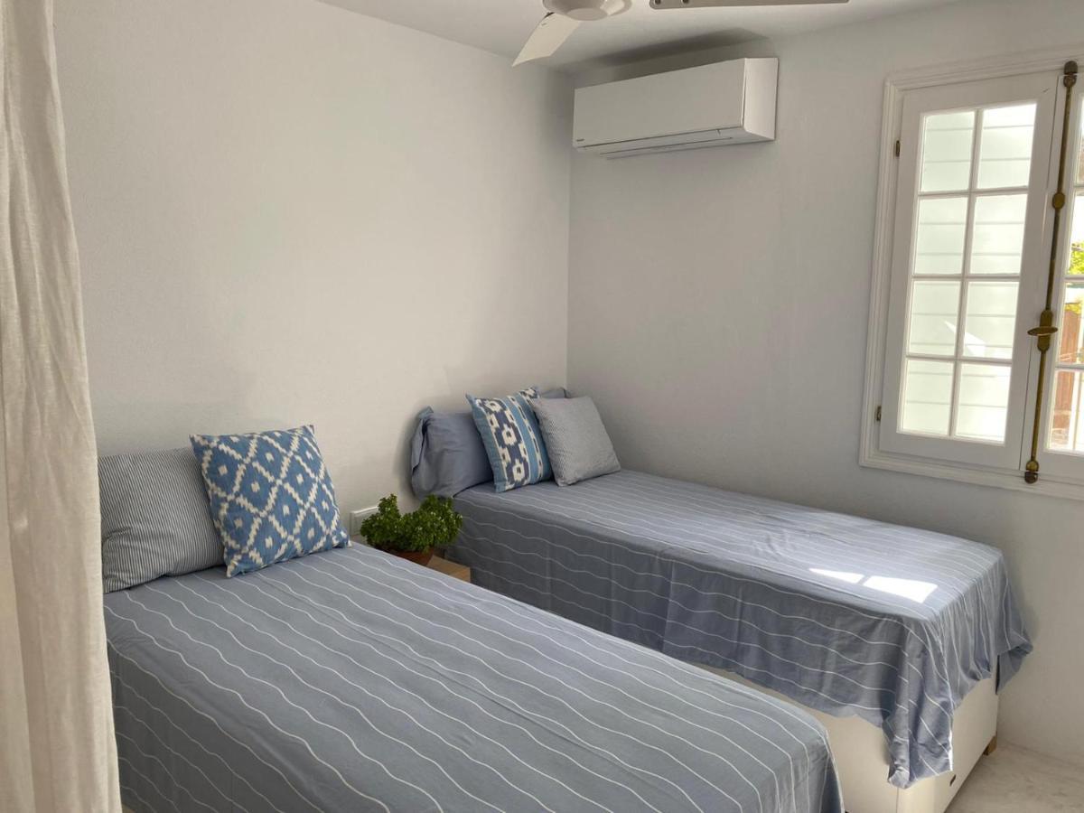 Es Chalet Sant Lluis Luaran gambar